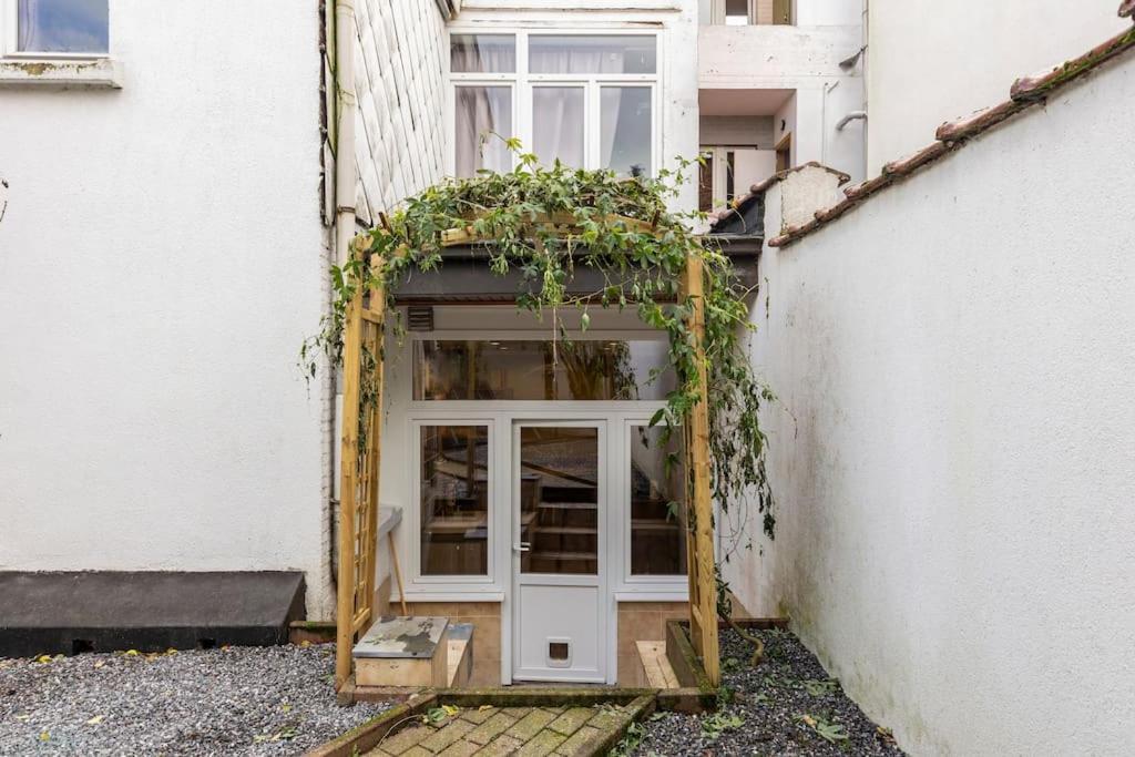Magnolia Garden New And Fully Equipped * Brussel